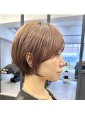 ナチュラルにまとまる丸みショート