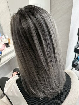 アンベル(ANBEL) レイヤーカット髪質改善ダブルカラーブリーチ西宮ハイライト