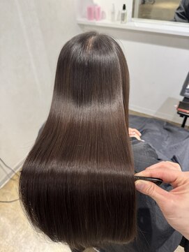 ミヨン 京都烏丸店(miyon) 【miyon】韓国レイヤーカット×暗髪カラー×髪質改善