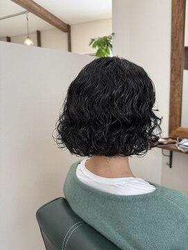 リノ 辻堂(lino) くせ毛活かしボブカット