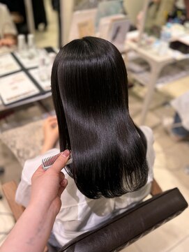 フォルテ 横浜店(FORTE) 縮毛矯正/ストレートパーマ/艶カラー/ダークブルー