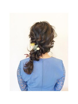 キキ 美容室(KIKI) ヘアアレンジ★
