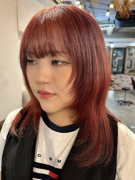 トロニー(TLONY) ウルフレイヤー　レッドカラー　stylist/miaki