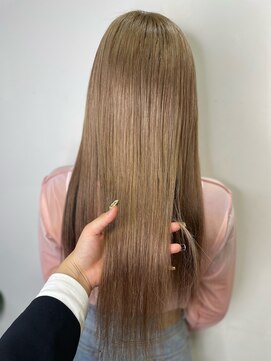 スタジオフツーロ バイ ビーヘアー(STUDIO FUTURO by BEhair) エクステ