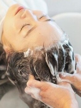 グラスアンドナチュレ(gras und natur)の写真/《古民家リノベのヘアサロン》天然素材でできた”ヴィラロドラ”を使用したヘッドスパで髪も心もリラックス