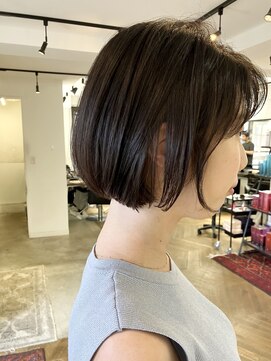 ファイブシーン アオヤマ(5SCENE AOYAMA) 切りっぱなしボブミニボブパーマくびれボブ外ハネボブブリーチ