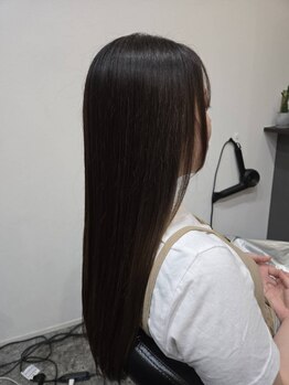 ククナヘアー(Kukuna hair)の写真/髪質改善トリートメントで髪の芯から美しく☆思わず触りたくなるような、なめらかな質感に♪