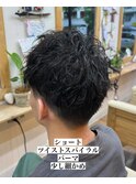 ショートツイストスパイラルパーマ少し細かめ