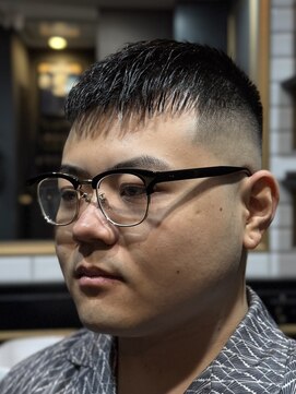 オトコデザイン(OTOKO DESIGN) クロップ　フェード　メンズ