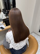 シカ 神戸三宮元町店(Cica)&nbsp;髪質改善 ストレート 神戸三宮 縮毛矯正 癖毛 ベージュ 元町