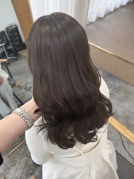 ユニカ 宇都宮(yunica) オリーブベージュ/まろやかカラー/ゆるふわミディ