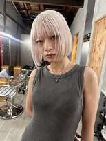 リリック(LYLICK) ホワイトbob