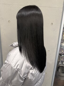 フィッツ(Fits) 水素カラー×黒髪