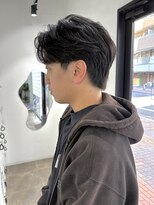 シロ 船橋(白silo)&nbsp;メンズ刈り上げマッシュセンターパートニュアンスフェザーパーマ