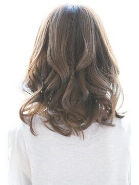 ニスル センター南店(NISURU） 似合わせカット/大人ガーリー/ダークアッシュ/着物/センター南