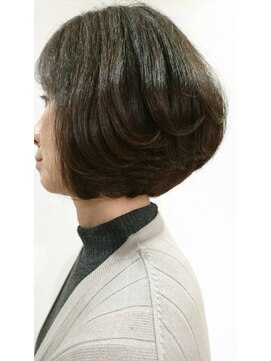 シエリヘアーデザイン(SIERI HAIR DESIGN) 《　SIERI　》　エレガントボブ