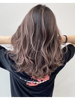 アライブ キチジョウジ(ALIVE Kichijoji)&nbsp;ALIVE吉祥寺 夏のイメチェンバレイヤージュフォギーベージュ