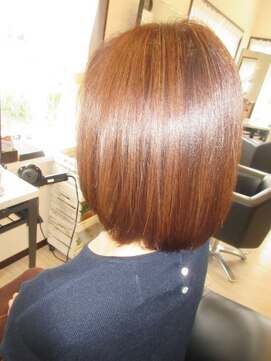 コアフィールフィス(COIFFURE fils) 【M3D見附今町】オフィスミディー