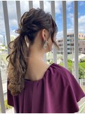 ポニーテール　ナチュラルウェーブ　結婚式　二次会　大人可愛い