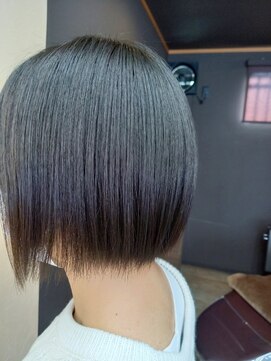 ソイソイ(soi soi) 前下がりボブスタイル♪