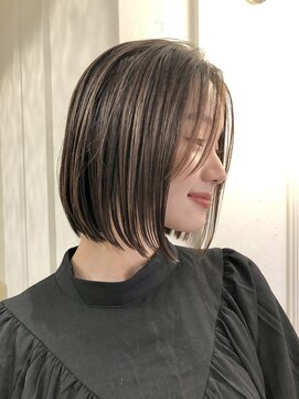 ロンドネートゥル 新潟(Lond naitre) 【Lond naitre Naomi】オリーブグレージュのボブ