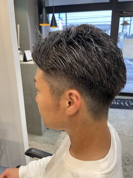 アン(un) メンズ刈り上げ