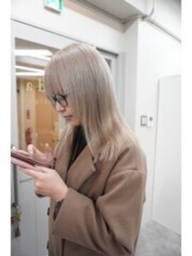 ヴェルダ 池袋店(verda) ホワイトミルクティーベージュ