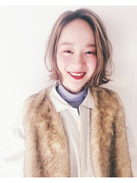 シスタ(SISTA) 【SiSTA】ハイトーンベージュ×似合わせカット