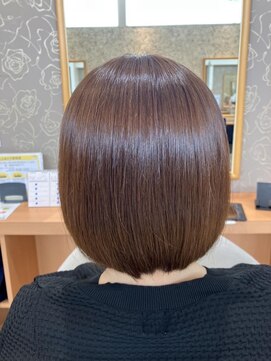 アクセスムーン 宇都宮鶴田店(Access Moon) 酸熱ストレートで艶々ヘアー