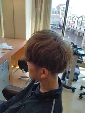 シャンプーボーイ 佐世保駅前店(SHAMPOO BOY) 【ブリーチ/ハイライト/パーマ】