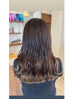 サリュー バイ イザ(Salut by IZA)&nbsp;インナーブリーチカラー似合わせカットセミロング