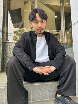 アリアツイン バイ エクラート 池袋西口店(ARiA TWiN by ECLART) 【360度カッコいい】波巻きパーマ