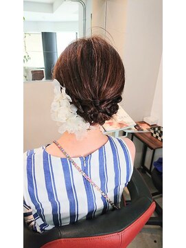 結婚式お呼ばれヘアセット