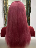 ルネラトーキョー(RUNERA TOKYO) ベリーピンクハイトーンケアブリーチリ顔まわりレイヤー渋谷