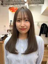 ノーヴィス 心斎橋(NOViiiCE)&nbsp;顔まわりレイヤー/柔らかベージュ