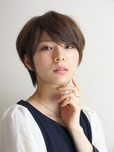 シェラムール(chez L'amour) (chezlamour/市川)クールな印象の抜け感大人ショート