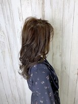 シューフルール(chou-fleur) シットリ質感の巻き髪セミィ