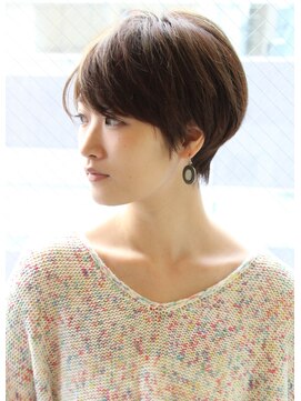 レウナ 外苑前(Reuna) 【30代・40代・50代】耳かけ小顔マッシュショート