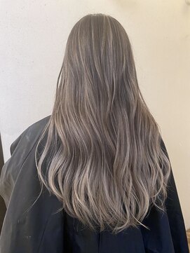 ココ 原宿(KOKO) #大人ガーリー#ダークアッシュ#ミディアムレイヤーカット