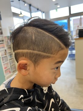 レジット メンズ ヘアサロン(LEGIT MEN's HAIR SALON) ラインアシメ　バリアート