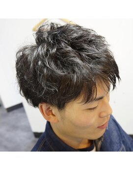 カミケン 方木田店(kamiken.) ツーブロックマッシュパーマ大人カジュアル【カミケン方木田店】