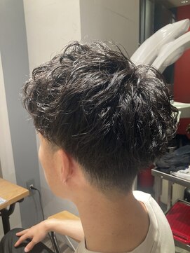 リリーコナー 武蔵小杉(LilyConnor) 武蔵小杉/メンズ/ヘッドスパ/眉毛/ツイストスパイラル/パーマ