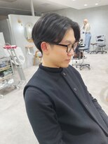 エン(eNN) センターパートツーブッロク/韓国メンズヘア