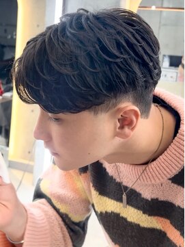 ロンドホットリップ 立川(Lond hot lip) [伊藤 昂樹] 韓国メンズヘア/ビジネスヘア/パーマ/立川/学割U24