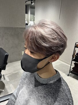 アッシュ 吉祥寺店(Ash) シルバーラベンダー毛流れセンターパートマッシュ