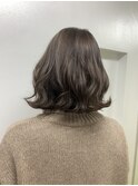 ミディアムレイヤー大人美人艶カラーアッシュオリーブベージュ