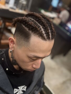 フォーコーナーズカットショップスリーセント 栄(FourCornersCutShop 3/cent) コーンロウ