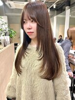 ナナローネス 渋谷(nana loness)&nbsp;レイヤーカット　ロングレイヤー　顔まわりレイヤー　ベージュ