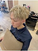 ブリーチ × 波巻きツイストパーマ