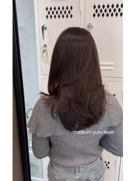 プラチナ(PLATINA) ハイレイヤーレイヤーカットブリーチ無しカラー顔周り韓国